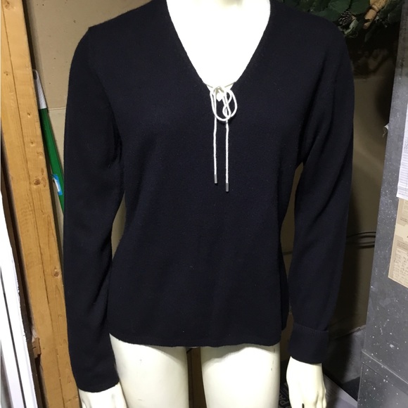 Neiman Marcus Cashmere Sweater - Picture 7 of 16